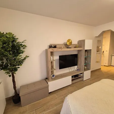 Laguna Appartement *